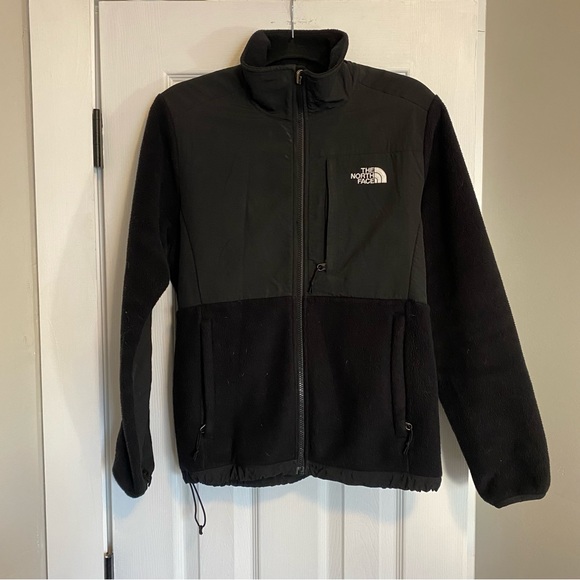 The North Face Jackets & Blazers - The North Face Denali Jacket Womens Black medium Fleece Full Zip Logo